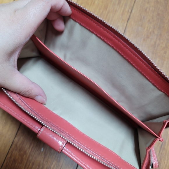 Coach Signature Monogram Wallet - Picture 5 of 13